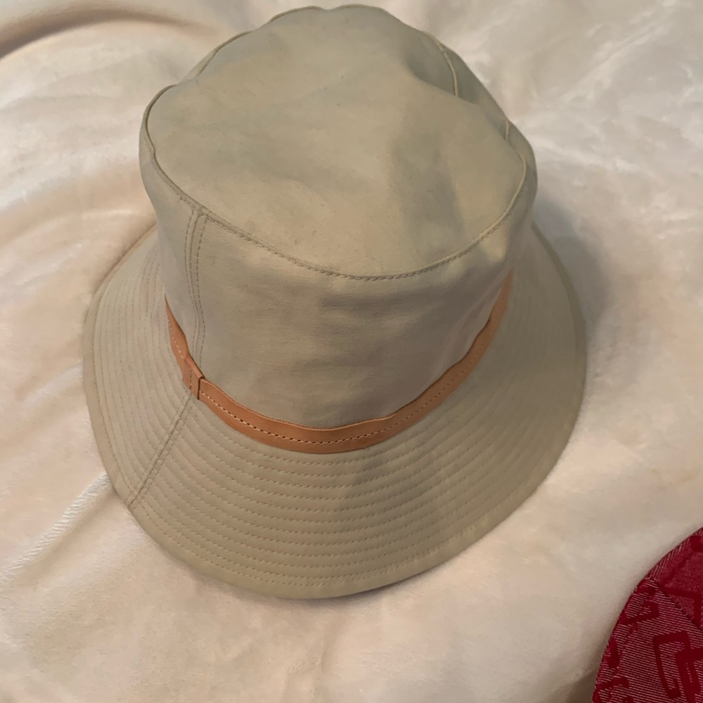 Bucket Hat Coach - image 6